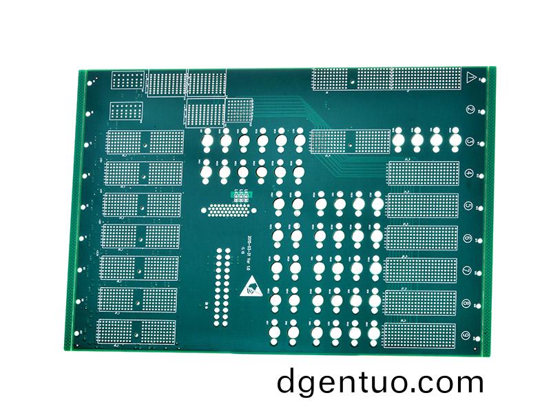 4層電(dian)源(yuan)控(kong)製闆(ban)
